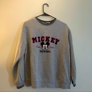 Disney Mickey Mouse sweater
